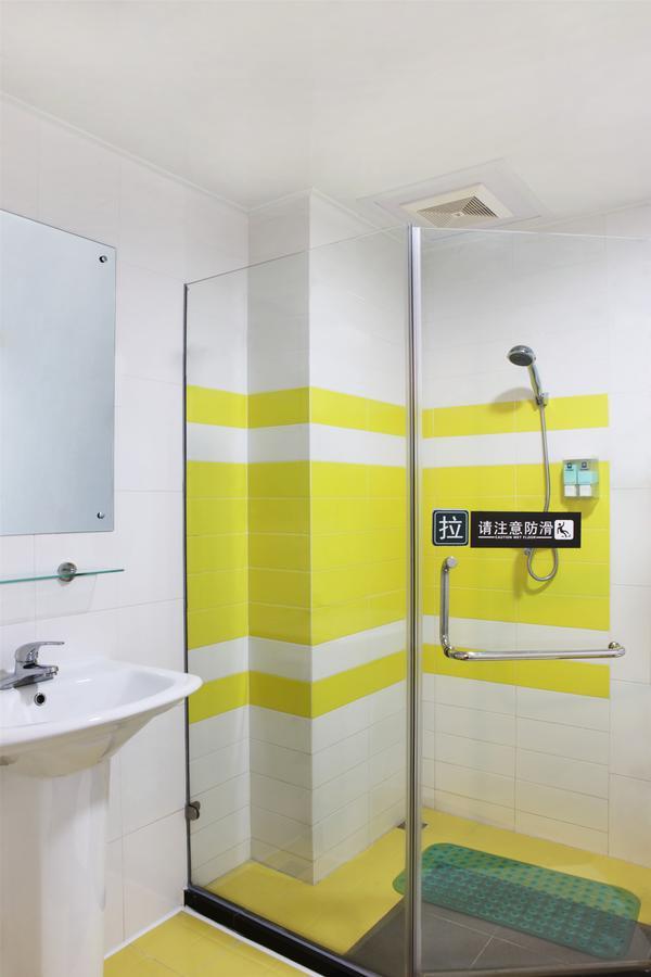 7Days Inn Qingdao Development Zone Jinshatan الغرفة الصورة